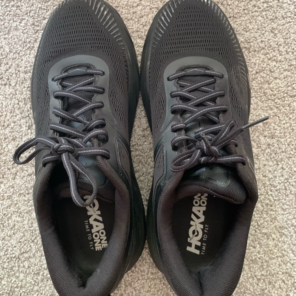 Hoka One One Bondi 7